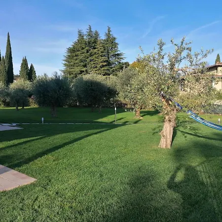 فندق مبيت وإفطار Solstizio D'estate سان فيليتْشي ديل بيناكو