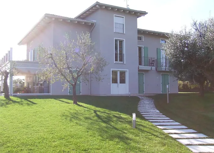 فندق مبيت وإفطار Solstizio D'estate 3*