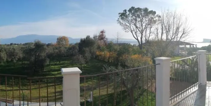 فندق مبيت وإفطار Solstizio D'estate 3*